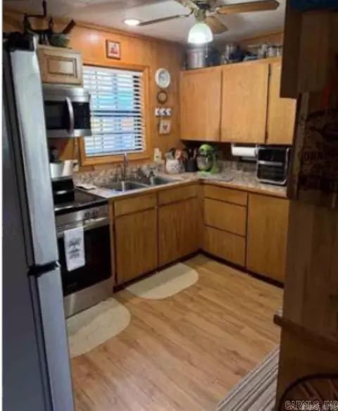 517 E Webb St # B, Mountain View, AR 72560 photo 10