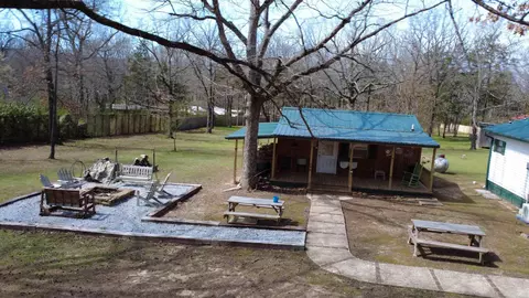 517 E Webb St # B, Mountain View, AR 72560 photo 18