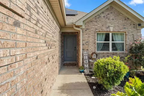 Exterior - 146 Meadow Dr, Beebe, AR 72012 photo 5 of 8