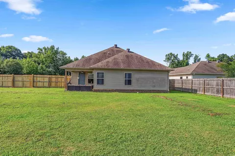 Exterior - 146 Meadow Dr, Beebe, AR 72012 photo 7 of 8