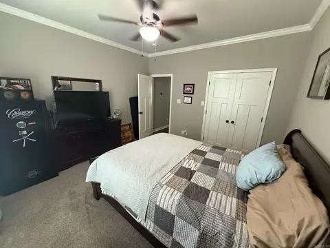 Bedroom - 3903 Hampton Dr, Benton, AR 72019 photo 6 of 6