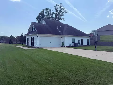 Exterior - 3903 Hampton Dr, Benton, AR 72019 photo 7 of 7