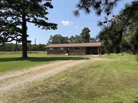 Exterior - 864 Edgemont Rd, Quitman, AR 72131 photo 2 of 14