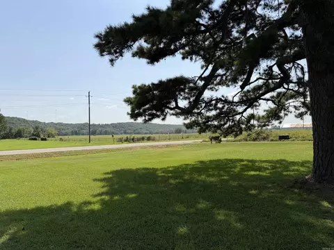 Exterior - 864 Edgemont Rd, Quitman, AR 72131 photo 11 of 14
