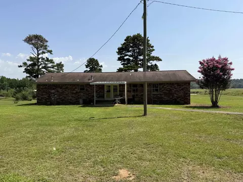 Exterior - 864 Edgemont Rd, Quitman, AR 72131 photo 6 of 14