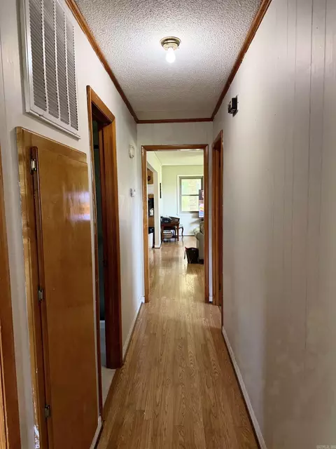 Entry Way - 864 Edgemont Rd, Quitman, AR 72131 photo 2 of 2