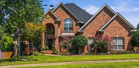 70 Marcella Dr, Little Rock, AR 72223