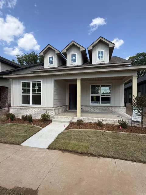 420 Gardens Ln, North Little Rock, AR 72114