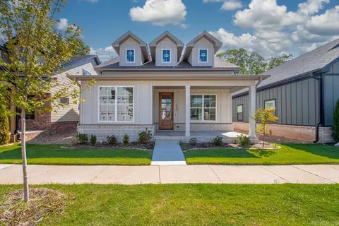 420 Gardens Ln, North Little Rock, AR 72114