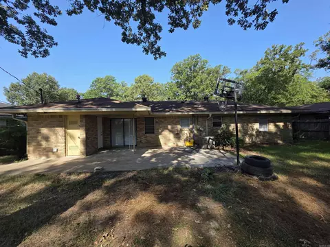 Exterior - 4007 Peggy Ann, Pine Bluff, AR 71603 photo 2 of 3