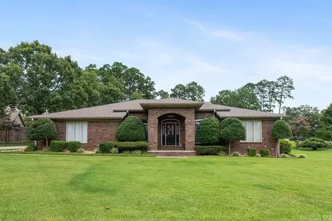 1010 Huntington Pl, Heber Springs, AR 72543