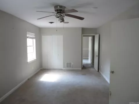 Bedroom - 2605 W 37th Ave, Pine Bluff, AR 71603 photo 1 of 5