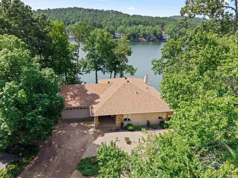 36 Sacedon Way, Hot Springs Village, AR 71909