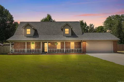 27 Forest Dr, Cabot, AR 72023