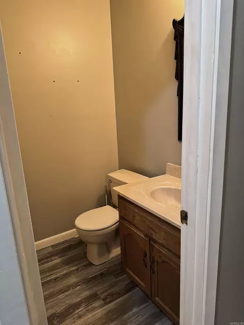 Bath - 1300 Charles St, Trumann, AR 72472 photo 1 of 5