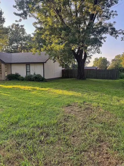 Exterior - 1300 Charles St, Trumann, AR 72472 photo 10 of 14