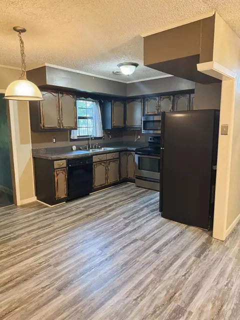 Kitchen - 1300 Charles St, Trumann, AR 72472 photo 1 of 2