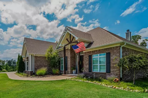 Exterior - 3985 Bent Tree, Benton, AR 72019 photo 2 of 10
