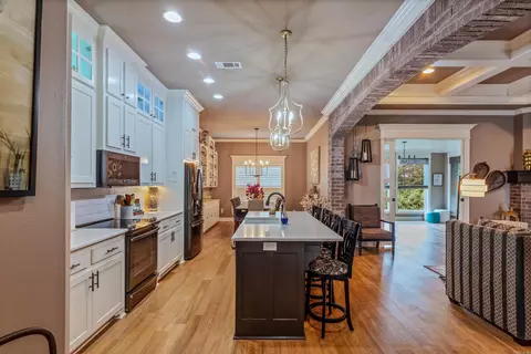 Entry Way - 3985 Bent Tree, Benton, AR 72019 photo 3 of 4