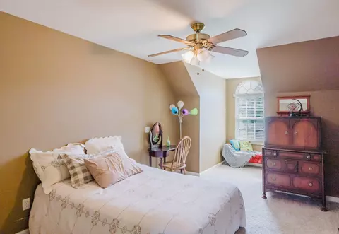 Bedroom - 5916 Worth Ave, Benton, AR 72019 photo 7 of 7