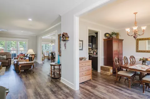 Entry Way - 5916 Worth Ave, Benton, AR 72019 photo 2 of 4