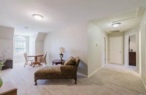 Entry Way - 5916 Worth Ave, Benton, AR 72019 photo 4 of 4