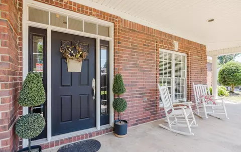 Exterior - 5916 Worth Ave, Benton, AR 72019 photo 4 of 7