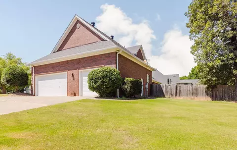 Exterior - 5916 Worth Ave, Benton, AR 72019 photo 3 of 7