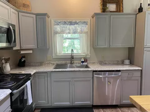 Kitchen - 119 Wheeler Ln, Mount Ida, AR 71957 photo 6 of 6