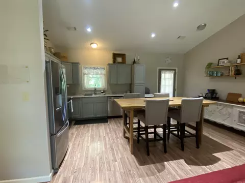 Kitchen - 119 Wheeler Ln, Mount Ida, AR 71957 photo 2 of 6