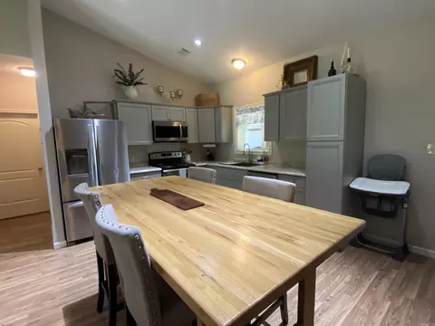 Kitchen - 119 Wheeler Ln, Mount Ida, AR 71957 photo 4 of 6