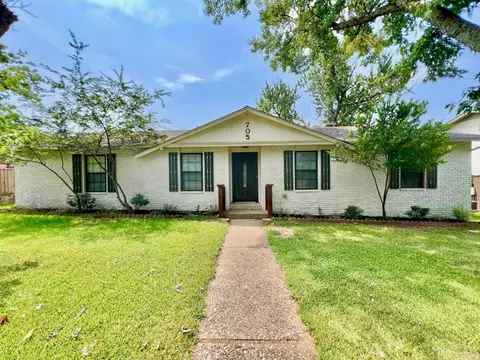 705 Koehler Ave, Sherwood, AR 72120