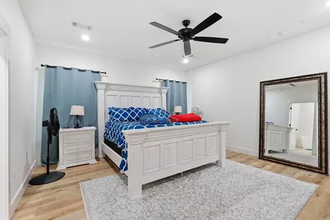 Bedroom - 18 Ules Watson Dr, Greenbrier, AR 72058 photo 3 of 7