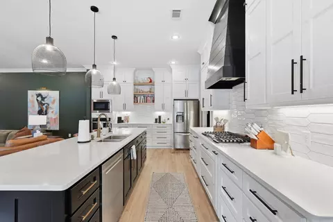 Kitchen - 1680 Pearce Dr, Conway, AR 72034 photo 1 of 6