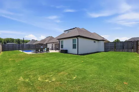 Exterior - 1680 Pearce Dr, Conway, AR 72034 photo 3 of 5