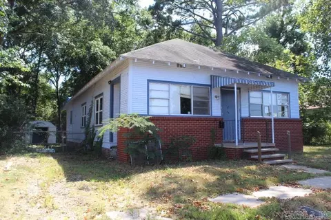 307 E Holly St, Sheridan, AR 72150