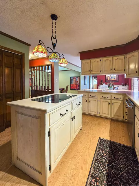Kitchen - 102 Barbara Allen Dr, Marked Tree, AR 72365 photo 4 of 5