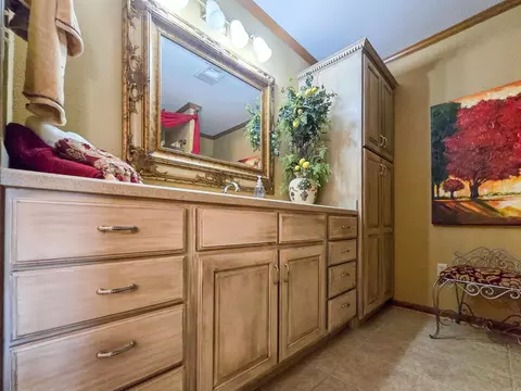 Bath - 102 Barbara Allen Dr, Marked Tree, AR 72365 photo 3 of 7