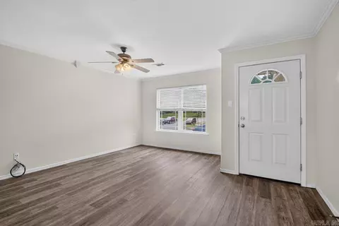 Living - 102 Riveria Cv, Benton, AR 72015 photo 1 of 3