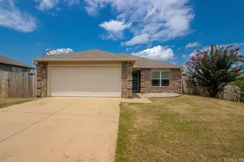 Exterior - 102 Riveria Cv, Benton, AR 72015 photo 2 of 7