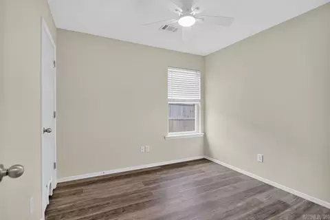 Bedroom - 102 Riveria Cv, Benton, AR 72015 photo 4 of 4