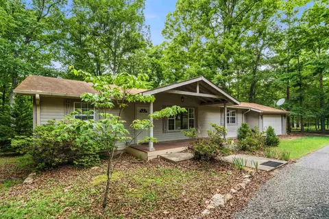 308 Lawrence Ln, Hot Springs National Park, AR 71913