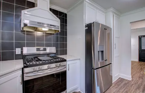Kitchen - 4111 Ryburn Rd, Pine Bluff, AR 71603 photo 6 of 8