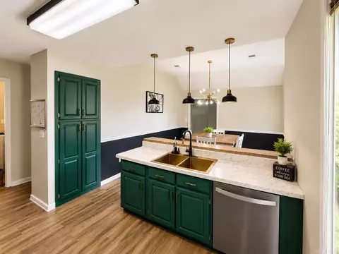 Kitchen - 120 Esther Cir, Trumann, AR 72472 photo 4 of 4