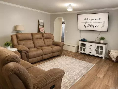 Living - 120 Esther Cir, Trumann, AR 72472 photo 2 of 2