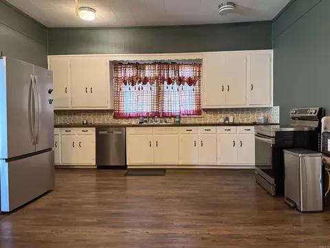 Kitchen - 303 W Pine St, Warren, AR 71671 photo 1 of 4