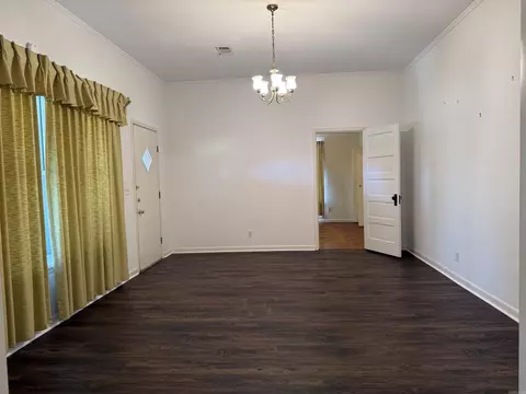 Living - 303 W Pine St, Warren, AR 71671 photo 1 of 5