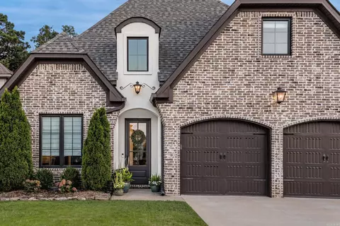 7 Fletcher Ridge Cir, Little Rock, AR 72223