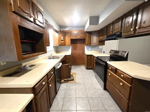 Kitchen - 1503 S Dakota, Pine Bluff, AR 71601 photo 1 of 1