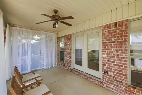 Exterior - 431 Bernard Dr, Conway, AR 72032 photo 6 of 10
